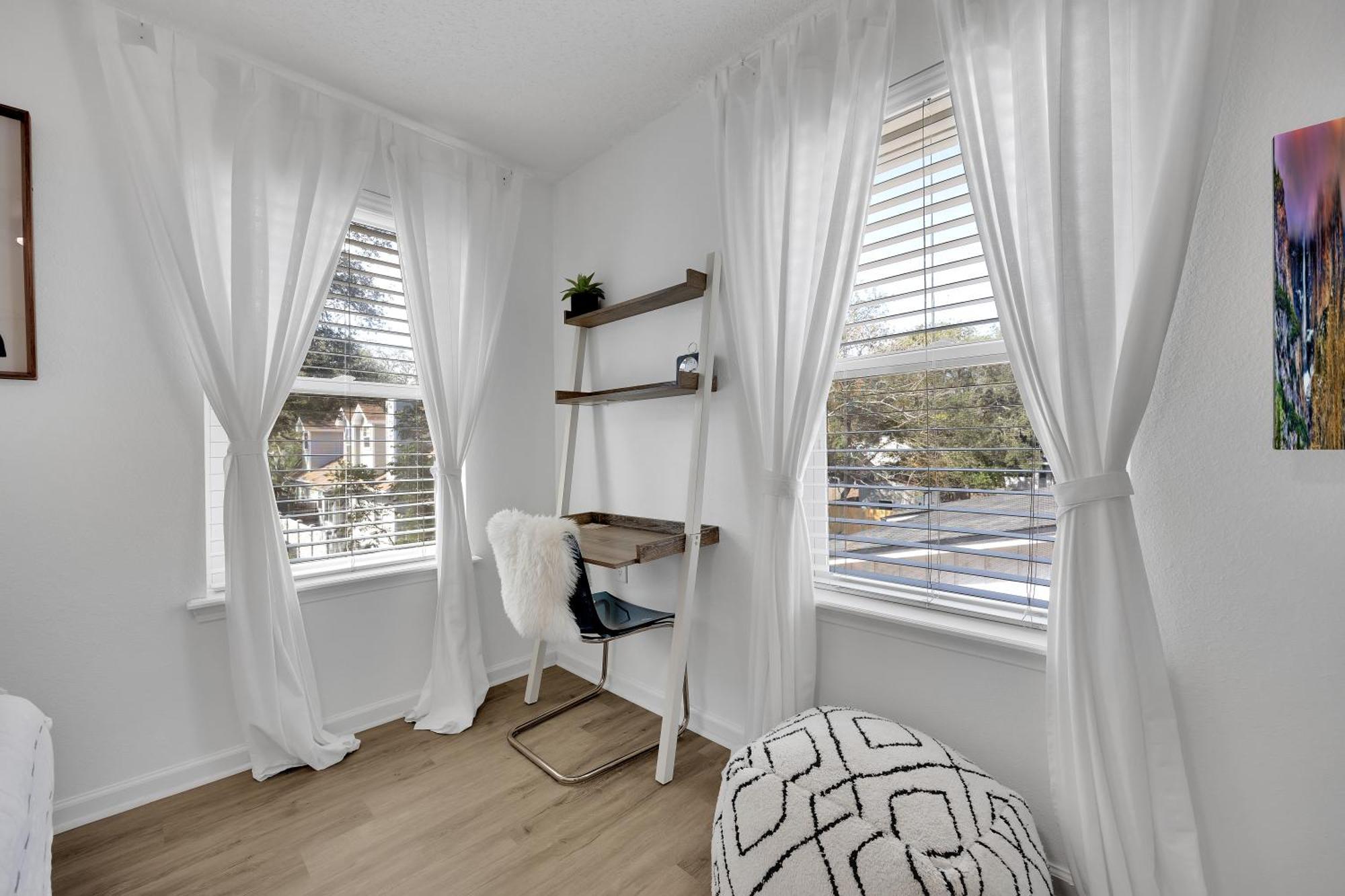 {Hidden Gem} Beach Home Blocks From Ocean +6 Bikes Джэксонвилл-Бич Экстерьер фото