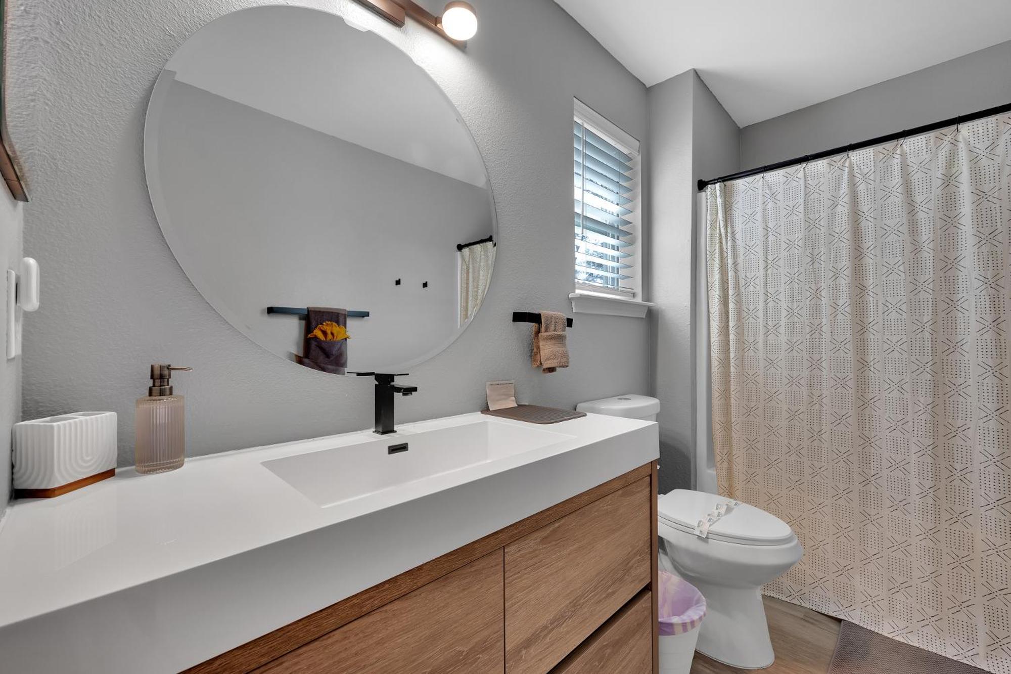 {Hidden Gem} Beach Home Blocks From Ocean +6 Bikes Джэксонвилл-Бич Экстерьер фото